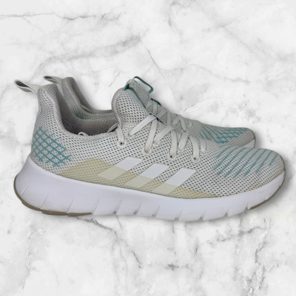 Women’s Adidas Asweego running shoes size 7.5